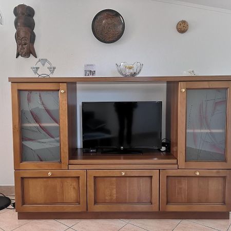 Vila House Čeh Črni Kal Exteriér fotografie